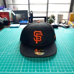 New Era San Francisco Giants fitted cap.